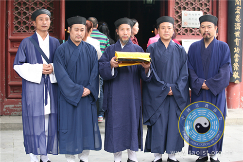 星空·综合体育